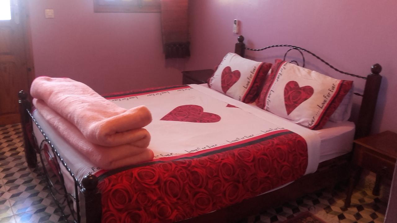 Touraghine Hotel & Cafe Chefchaouen Eksteriør billede